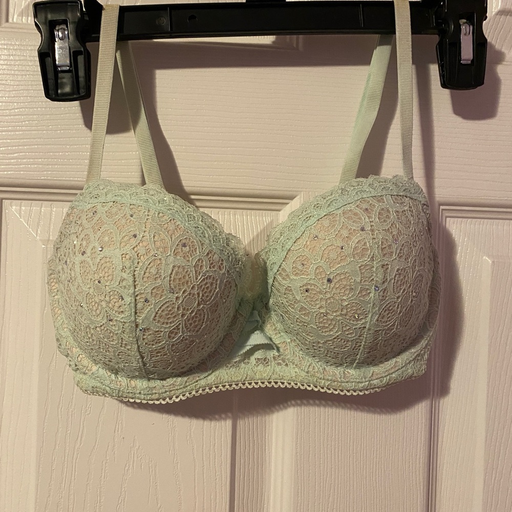 Victoria’s Secret Dream Angels Bra